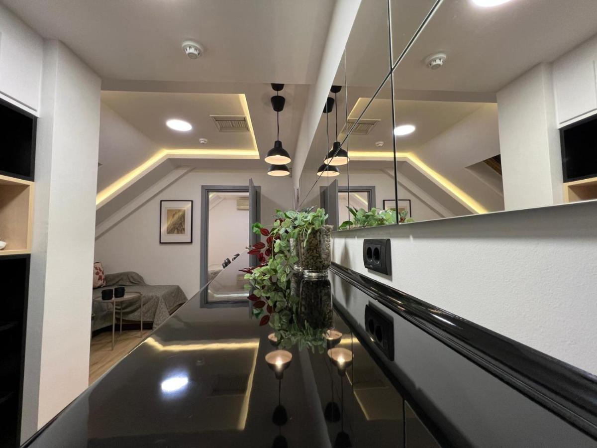 City Center Apartment Belgrad Exteriör bild