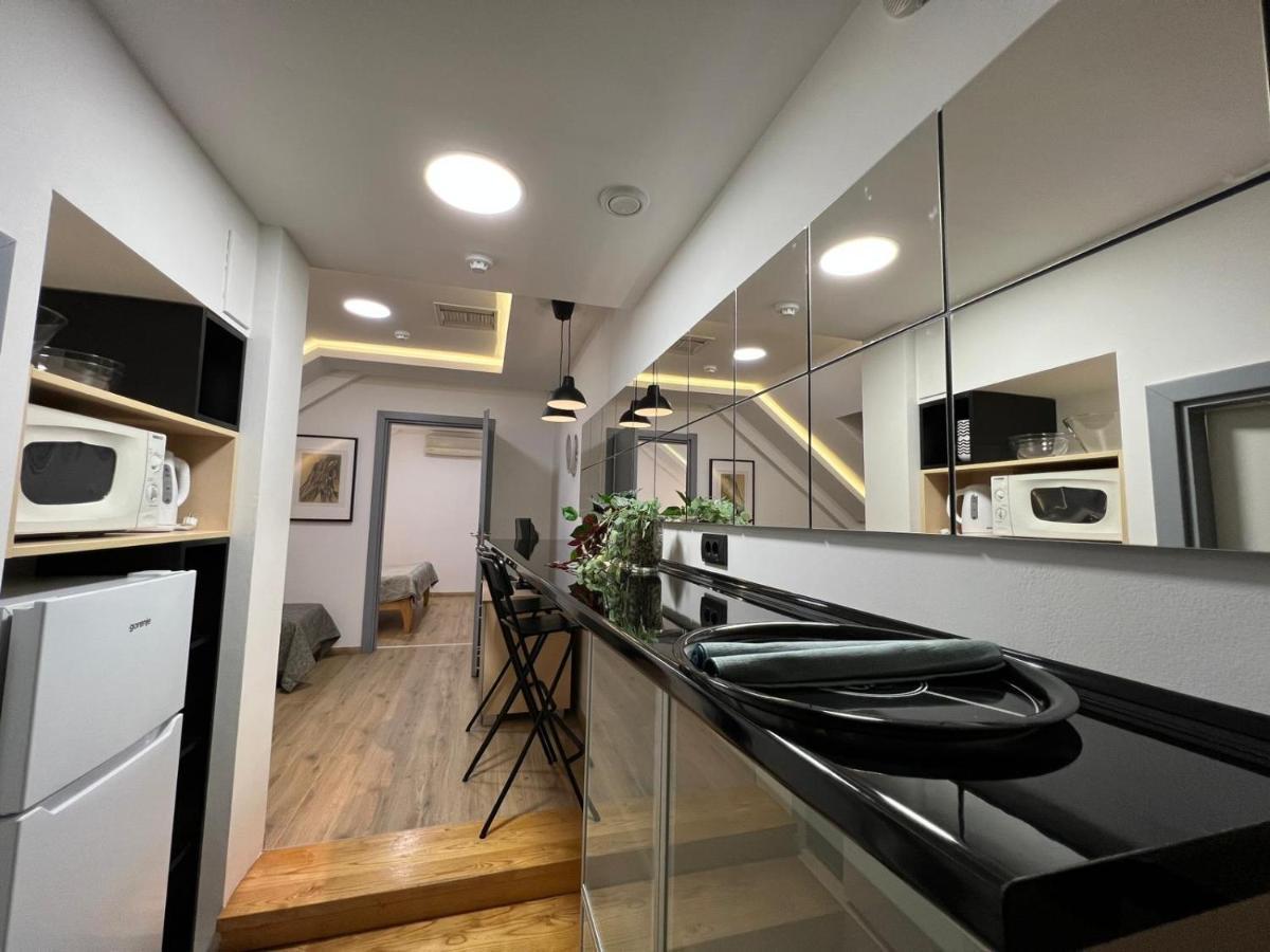 City Center Apartment Belgrad Exteriör bild